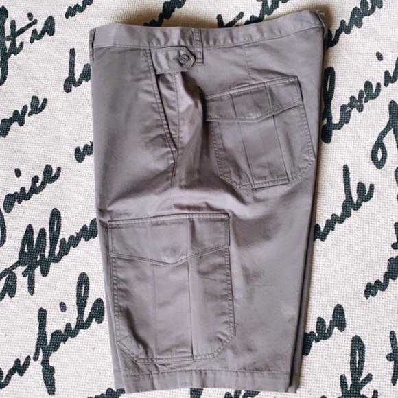 7 for all Mankind Cargo Pants - Picture 10 of 10